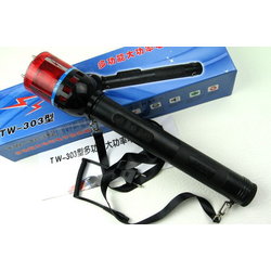 多功能大功率TW-303型防暴電擊器