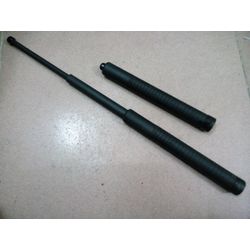 三節伸縮甩棍