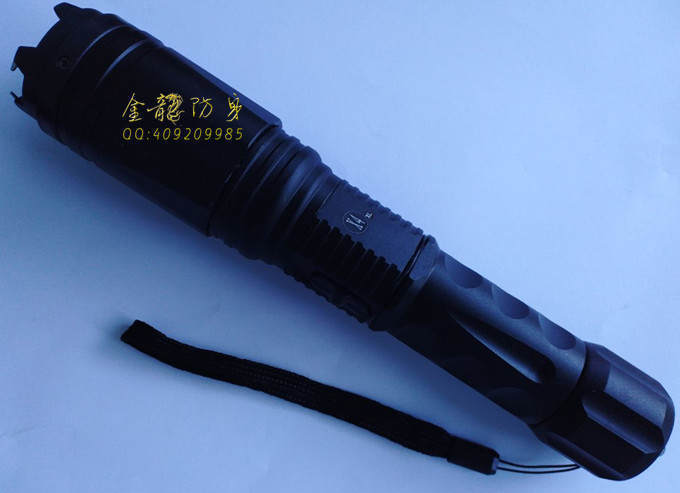 黑鷹X4高壓電棍
