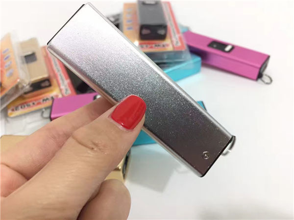 迷你1502型防身電擊器
